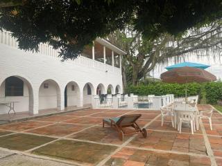 Historic and colonial house - 5