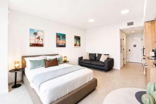 Miami Studio Near Bayside with Rooftop Pool - 5