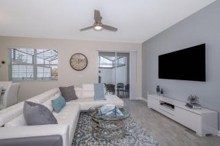 8927JB Townhouse 5 Beds & 4 Baths with Private Pool - 1