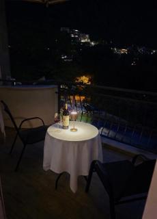 Apartment Sofia - Modern 2-Bedroom Retreat Near Kotor Old Town - 8