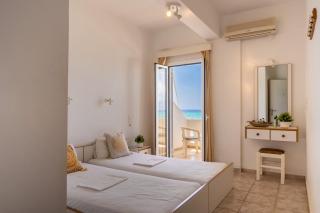Hotel Nefeli with Sea View in Kalamaki - 2