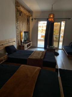 Arwaa Boutique - 1