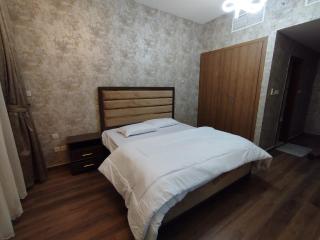 Spacious 2BR Family Apartment 2110 AOT6 - 0