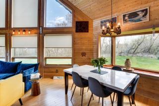 Family + Group Friendly | Modern Log Cabin Home - 3