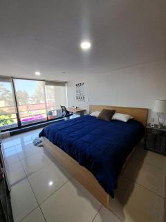 S07 KING Premium Suite TEC CEM con Cocineta WiFi Balcón Parking Terraza - 3