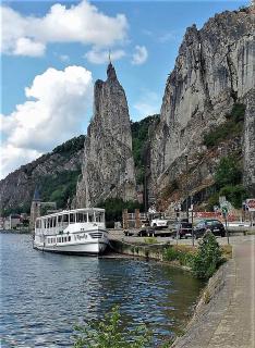 Dinant Dinant! Quiet Family Stay Near Center - 9