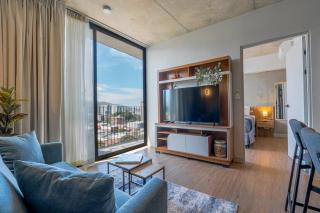 Modern apartment with city views in San José - 0