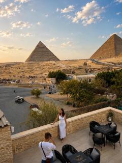 Cacillion Pyramids View - 6