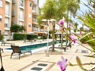 Residencial com piscina a apenas 150 metros da Praia dos Ingleses Lado Norte - 1