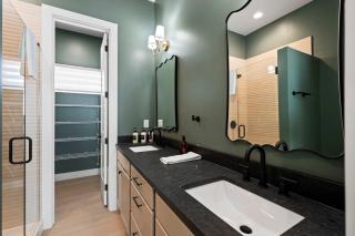 Two Homes with Hot Tubs near Ark Encounter - 4