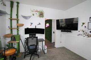 The Wilderness | Near CP & SF | W/D| Pet OK - 8