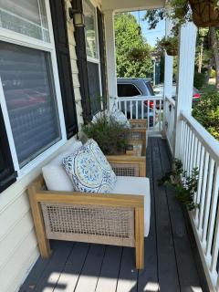 Elegant 3BR Retreat Near ODU & Downtown - 9