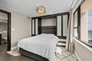 Luxury Beachfront Condo Resort 1415 - 7