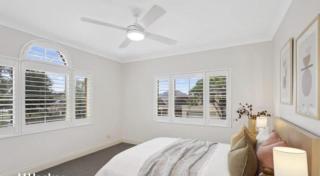 MawsonLakes Lake view Villa - 1