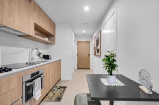 Stylish Studio Downtown Pool Gym Sauna - 4