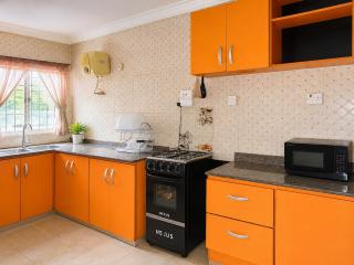 Tee's Place - 6