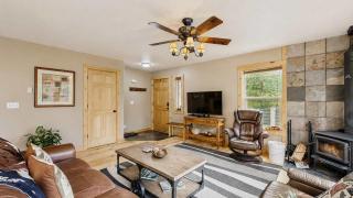 Secluded New Meadows Retreat Golf & Pool - 9