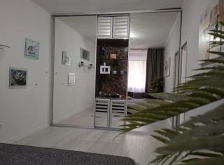Central Apartment Facing the Cathedral - 0