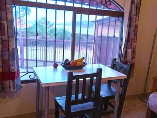 Extra Large Studio Apartment with Ocean View - 7