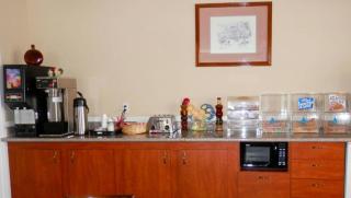 Magnuson Hotel Fowlerville - 2