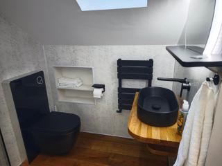The Wooden Nest - Private King Studio near Slieve Russell Hotel - 5