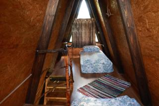 Cozy Lakefront Cabin - Myselim - 3