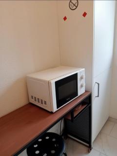 20 Min nach Zurich, Big flat with 6 Einzelbetten, gratis Parking, near Autobahn - 1