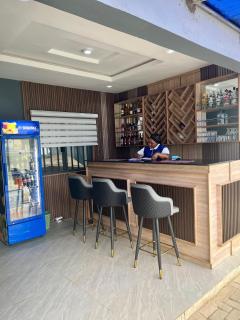 Metro Tulip Apartment Hotel & Suites - 3