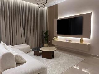 Luxury 12F Full Sea View North Edge Tower 7B - 1