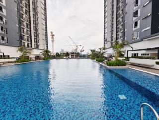 NaiLong奶龙Studio Ciq 3pax Cute & Lovely, Only one, Free Netflix & 1 Carpark - 1
