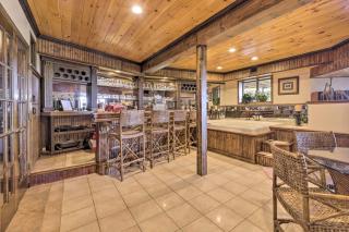 Montville Retreat Near Mohegan Sun: 2-Home Bundle! - 2