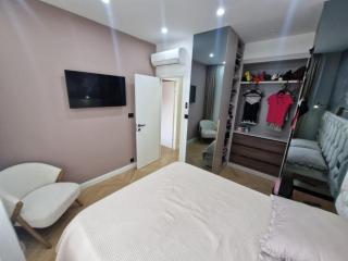 Modern 2BD Apartment - 4