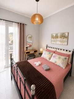 Thelma Apartments-In the Heart of Mytilene - 4