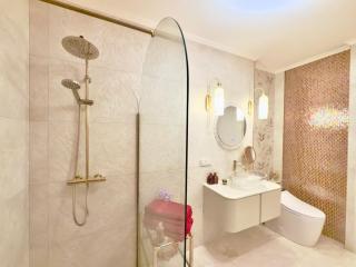 Monaco 2bdr luxury apartment, private garden&pool - 4