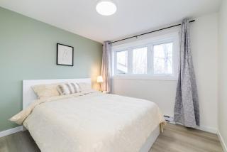 Cozy 4-Bedroom Family Home on a Quiet Street - 4