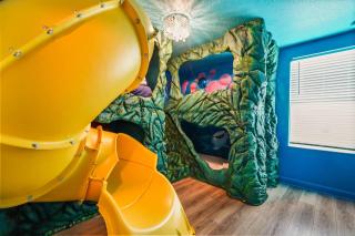 Under the Sea Villa by Disney w Pool Game Room - 1