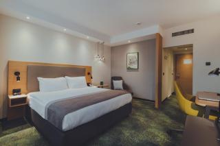 Holiday Inn Skopje by IHG - 8