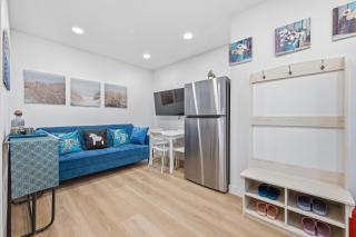 Family-Friendly 2BR Suite in West Covina - 5