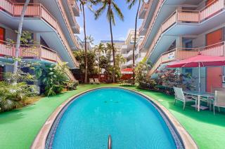 Hawaiian King 306 - 9