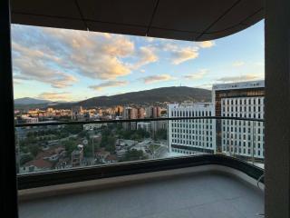 Grand Gigi Panoramic Penthouse - 2