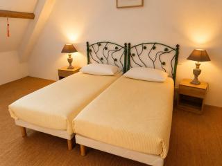 Canada 2 hours from Paris, swimming pool, 4 NIGHTS MIN - 2