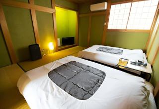鈴籠城 鈴の間 - ダブルベッド2台 - 最大4名 - 8