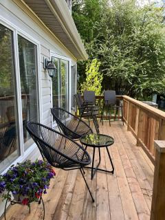 Lake View Suite, Forest Retreat, Balfour BC - 8