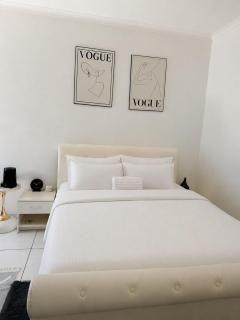 VOSCO Self Catering apartment - 8