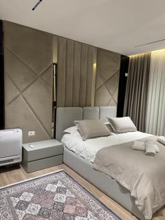 Modern Lake Apartment Tirana - Quiet Stay near Liqeni i Thatë - 4