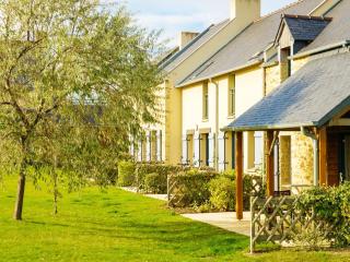 Charming Breton Duplex Cottage - 4