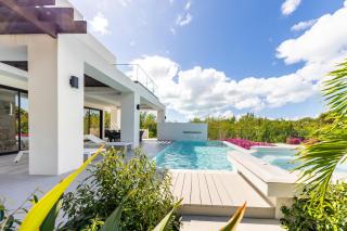 Bougain Villa | New Luxury Villa Near Grace Bay - 8