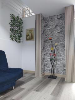 Hermoso Apartamento Recién Remodelado Con La Mejor Ubicación - 0