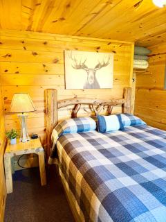 Mountain View Lodge & Cabins - 8