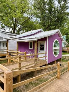 Purple Tiny Home With Fire Pit and Nature - 0